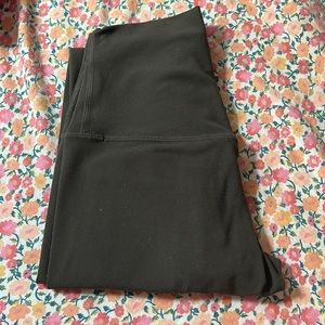 Lululemon Align 25in Size 2/XS in Dark Olive